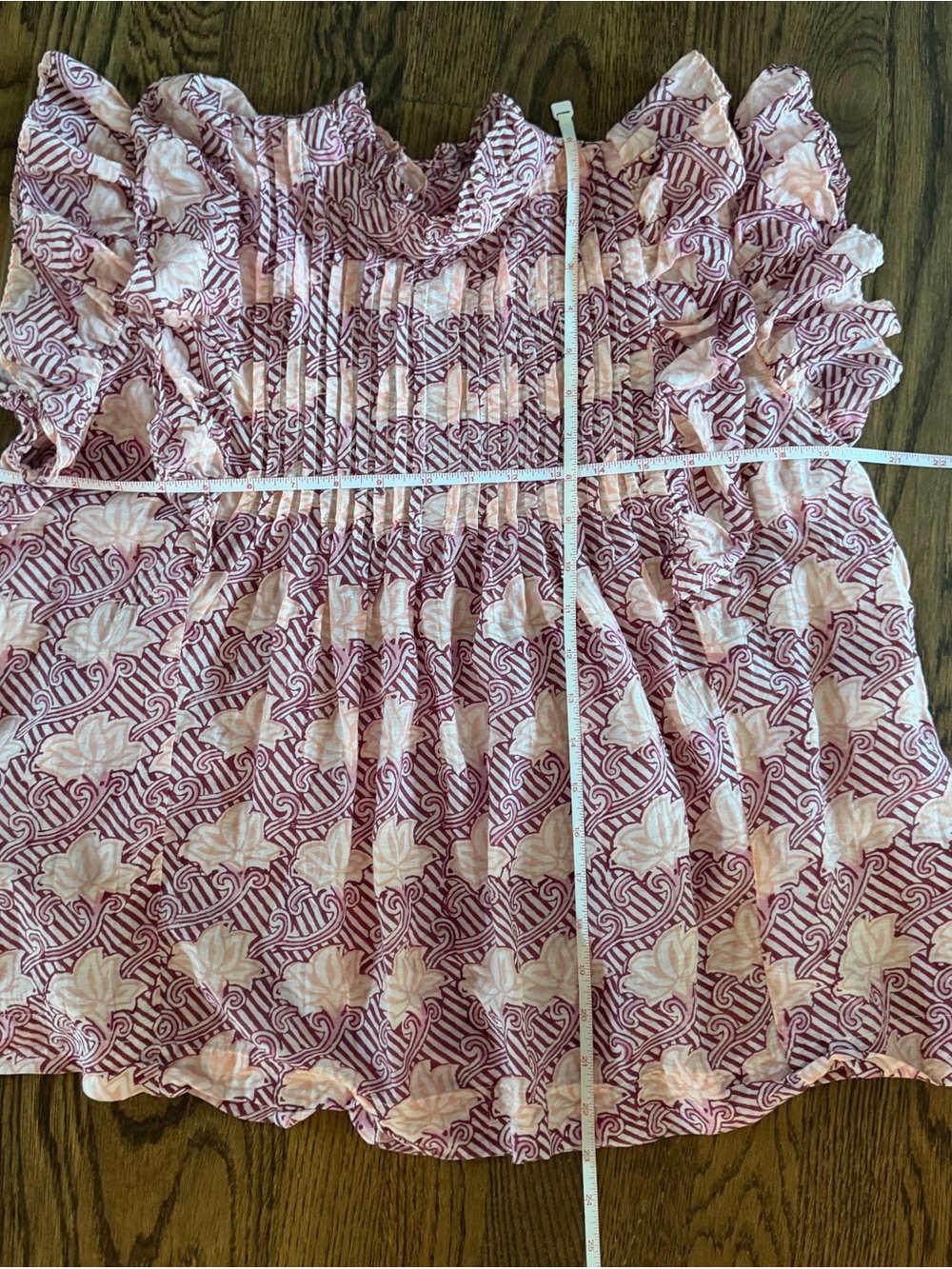 Great Oliphant sleeveless ruffle shirt!  Very flowy and so flattering!  Size M - Picture 5 of 7